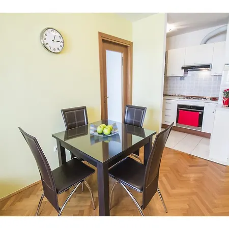 Seagull Apartament *